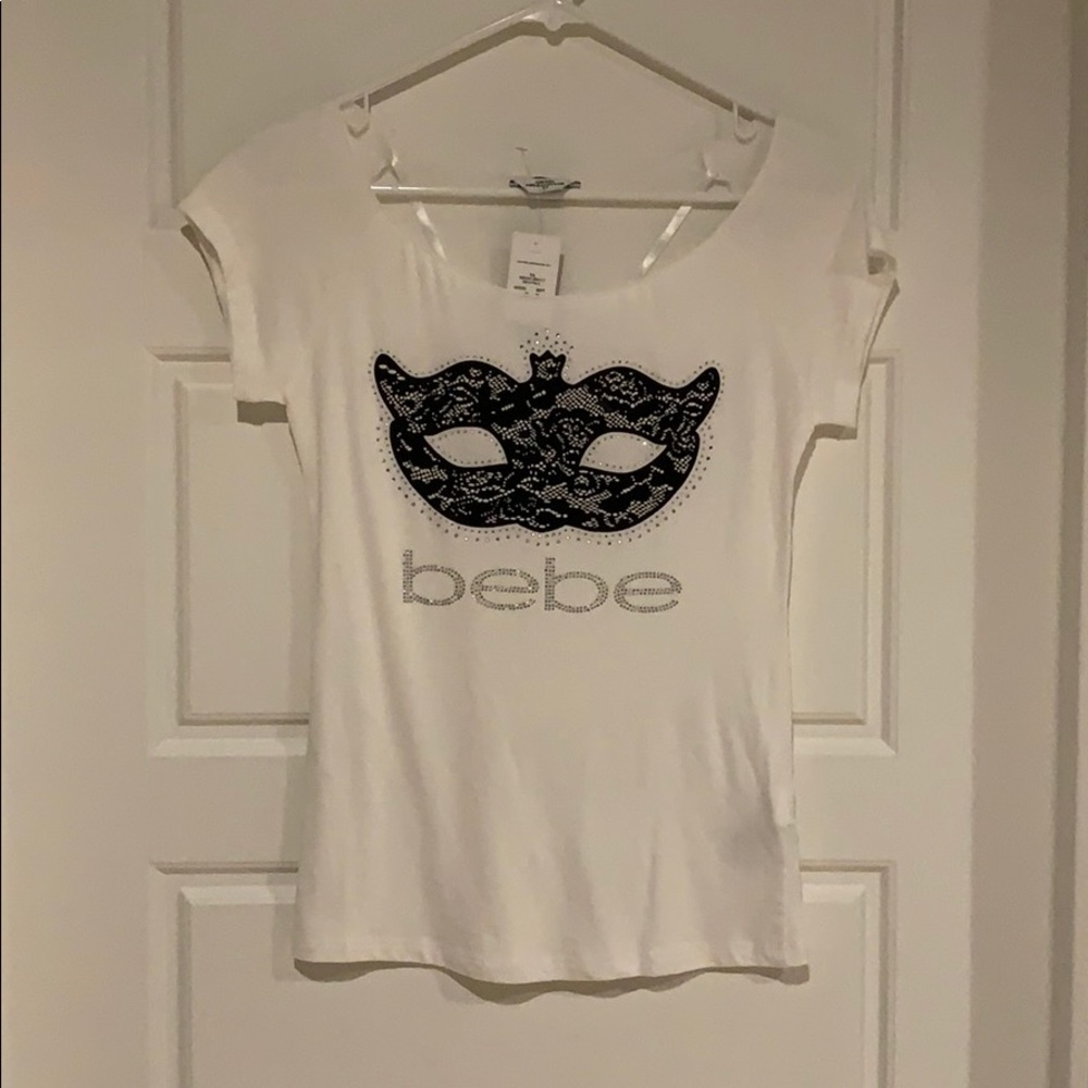 Bebe- white top